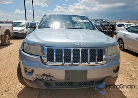 2013 Jeep Grand Cherokee Laredo z USA, uszkodzony, nr VIN 1C4RJFAG8DC560551